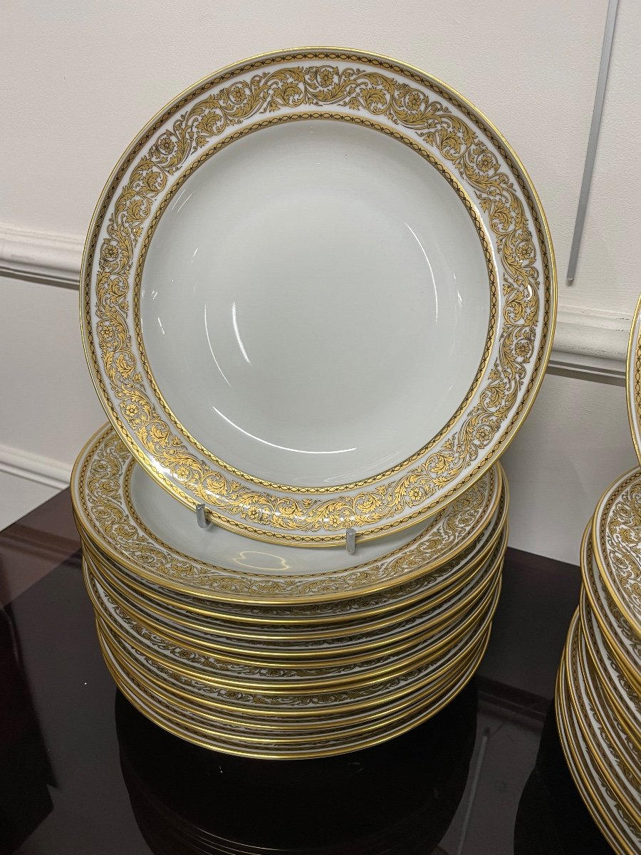 Bernardaud - Series Of 24 Golden Limoges Porcelain Plates -photo-3